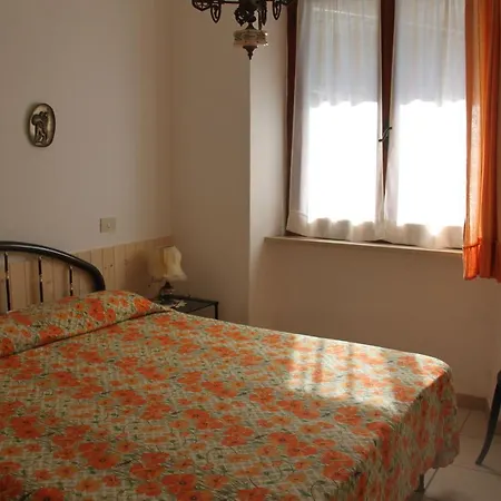 Apartment Casa Miclara Bilocale X3-4 Persone --- 